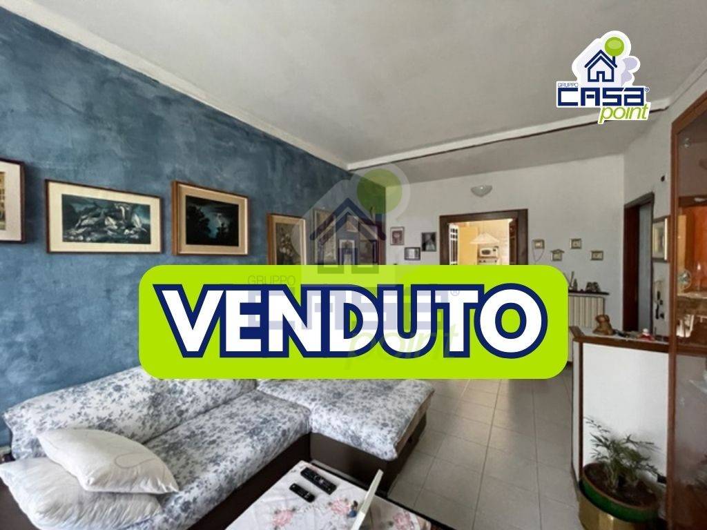 appartamento in vendita a Castelvetro Piacentino in zona Castelvetro