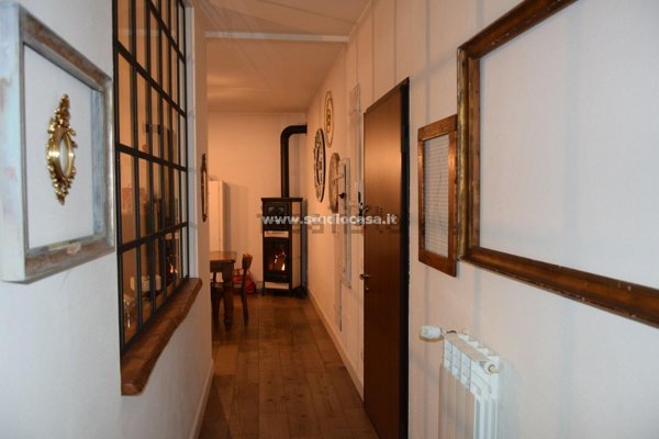 casa indipendente in vendita a Castelvetro Piacentino