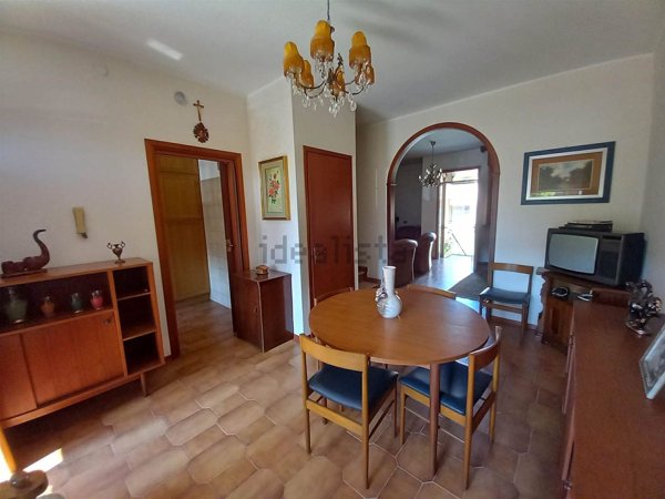 casa indipendente in vendita a Castelvetro Piacentino