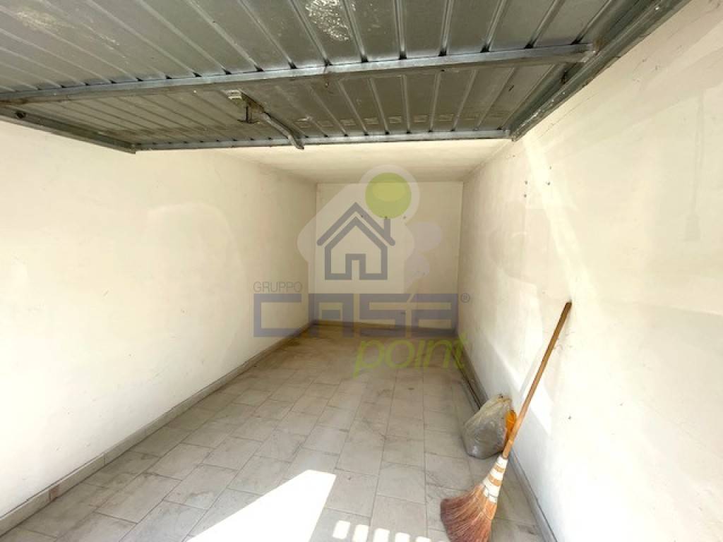 casa indipendente in vendita a Castelvetro Piacentino in zona Castelvetro