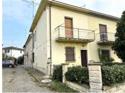 appartamento in vendita a Castelvetro Piacentino