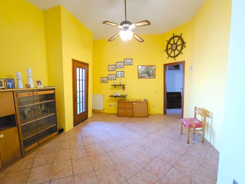 appartamento in vendita a Castelvetro Piacentino