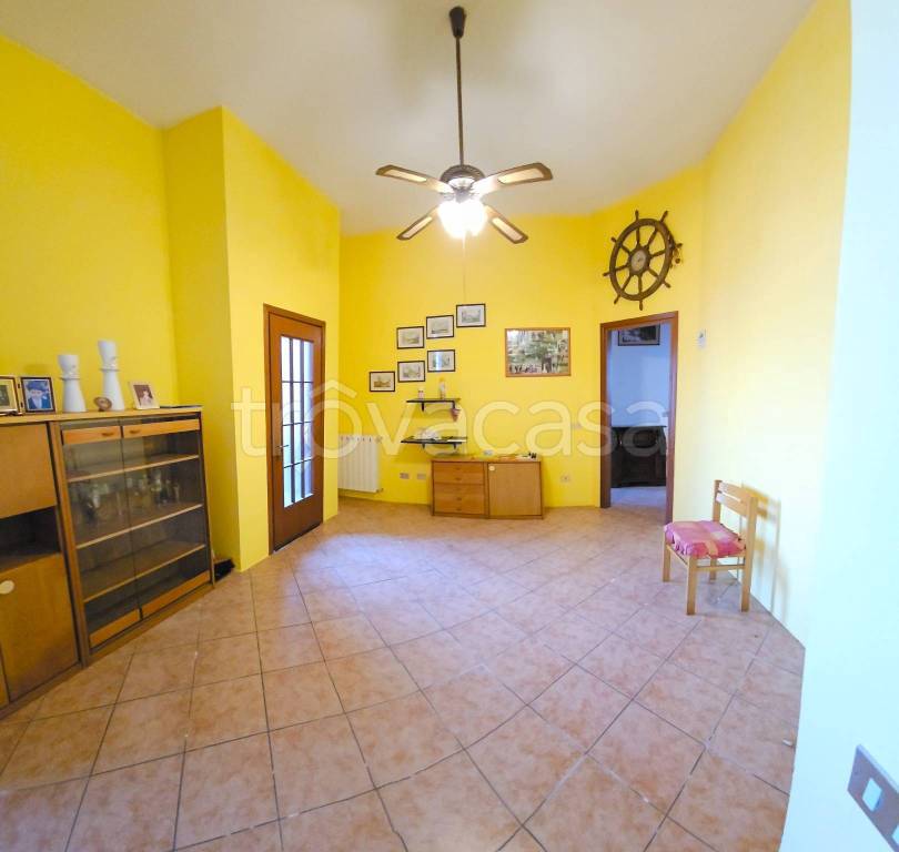 appartamento in vendita a Castelvetro Piacentino