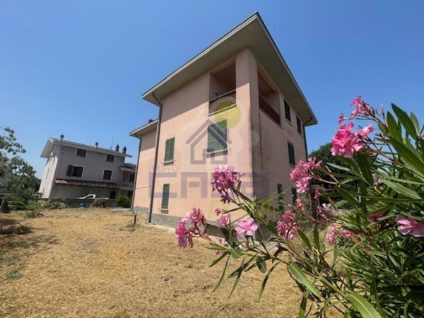 appartamento in vendita a Castelvetro Piacentino in zona San Giuliano