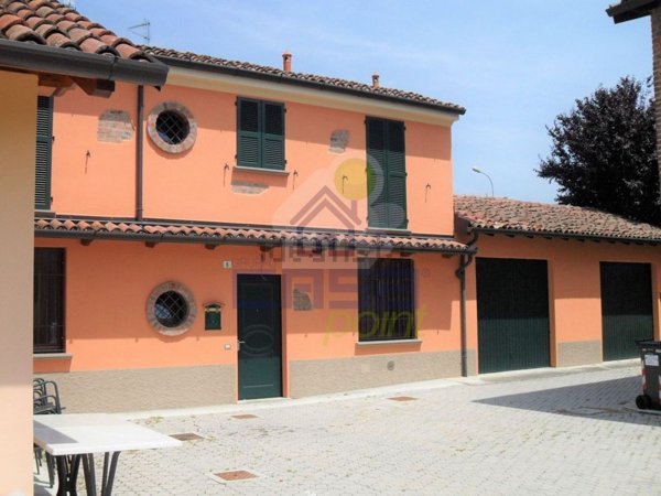 appartamento in vendita a Castelvetro Piacentino