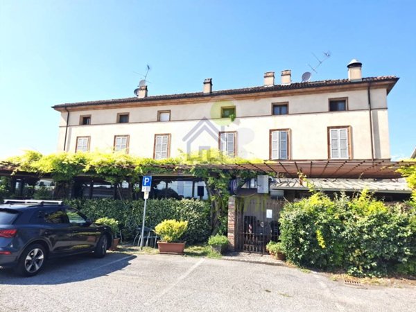 appartamento in vendita a Castelvetro Piacentino in zona Castelvetro