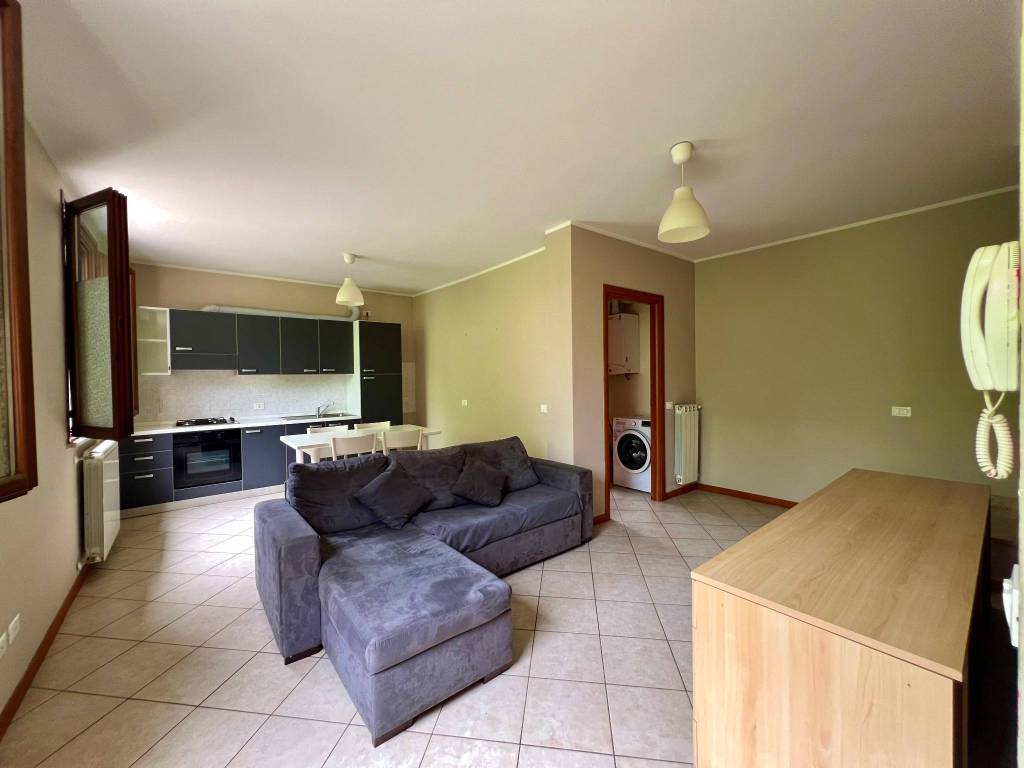 appartamento in vendita a Castelvetro Piacentino