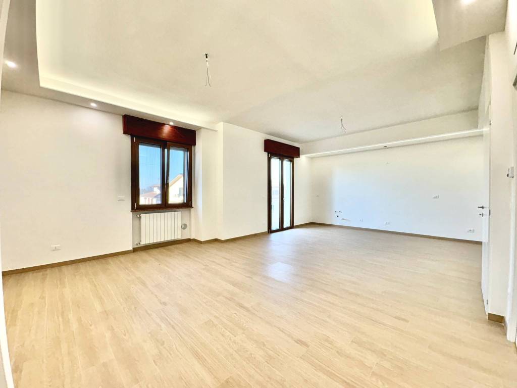 appartamento in vendita a Castelvetro Piacentino in zona Castelvetro