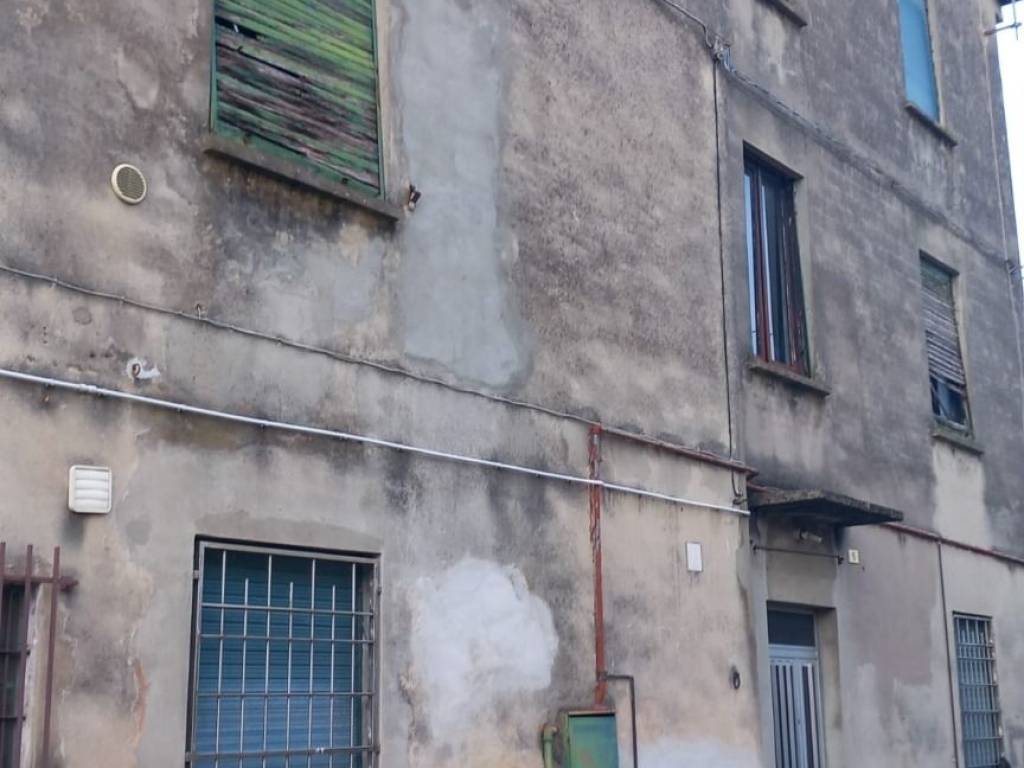 casa indipendente in vendita a Castelvetro Piacentino