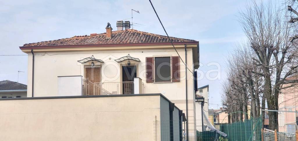 appartamento in vendita a Castelvetro Piacentino