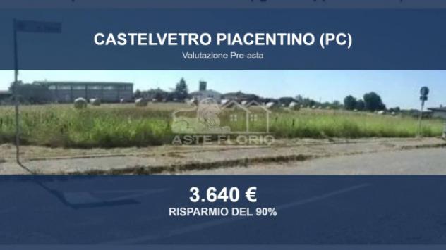 terreno edificabile in vendita a Castelvetro Piacentino in zona San Giuliano