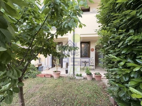 appartamento in vendita a Castelvetro Piacentino