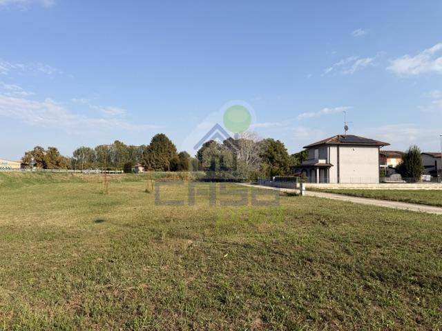 casa indipendente in vendita a Castelvetro Piacentino in zona San Giuliano
