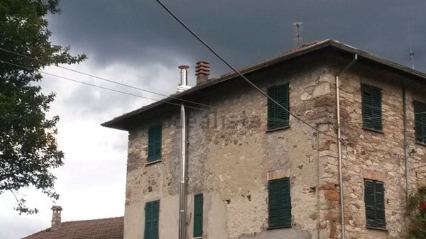casale in vendita a Cerignale
