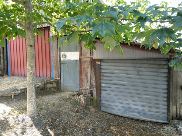 casa indipendente in vendita a Coli