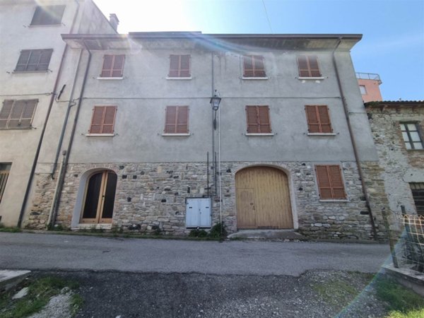 appartamento in vendita a Coli in zona Perino