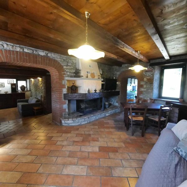 casa indipendente in vendita a Coli in zona Perino