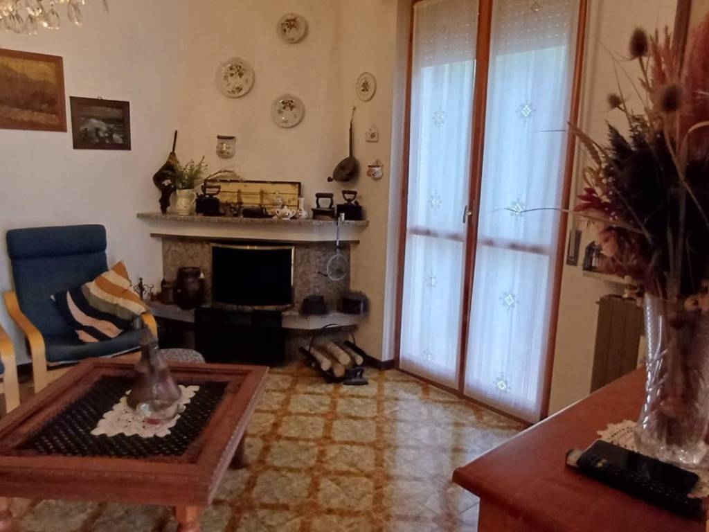 appartamento in vendita a Coli in zona Perino