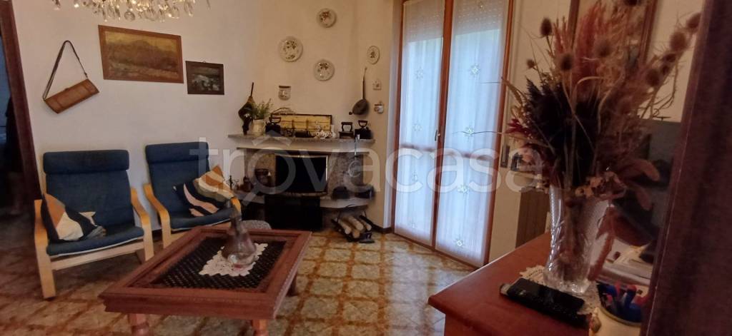 appartamento in vendita a Coli in zona Perino