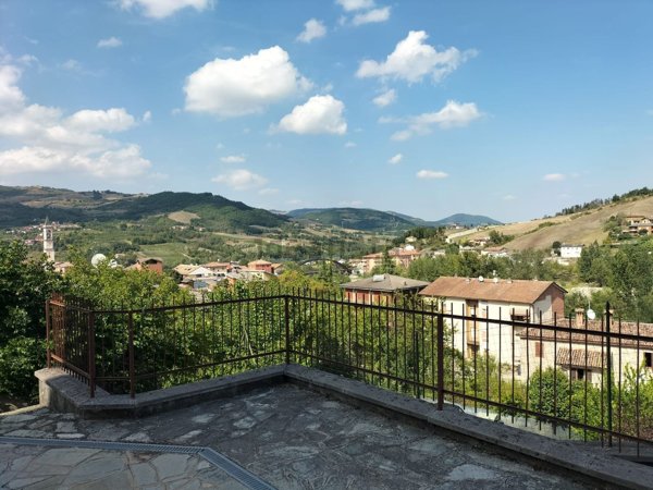 appartamento in vendita a Coli in zona Perino