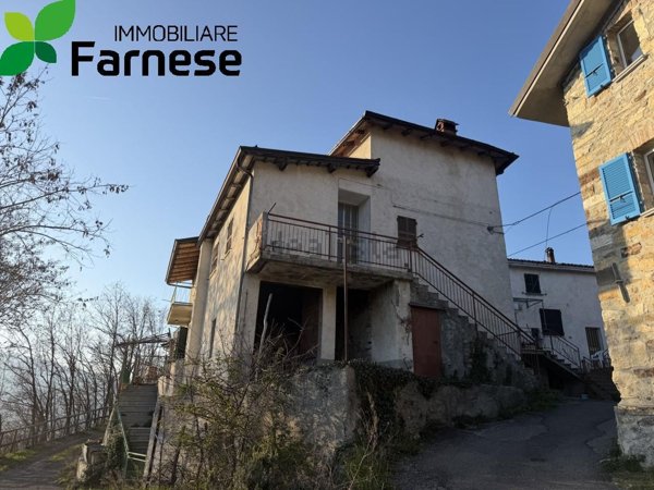 casa indipendente in vendita a Coli in zona Perino