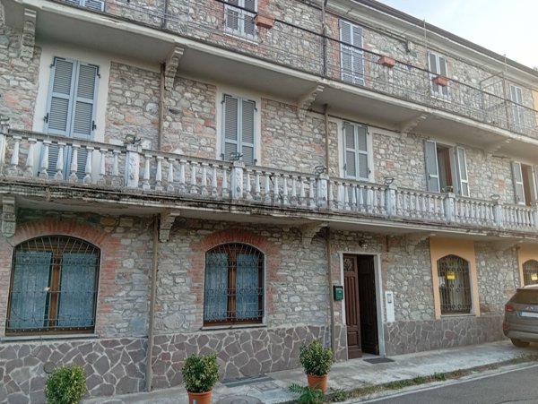 appartamento in vendita a Coli in zona Perino