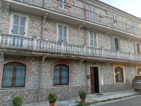 appartamento in vendita a Coli in zona Perino