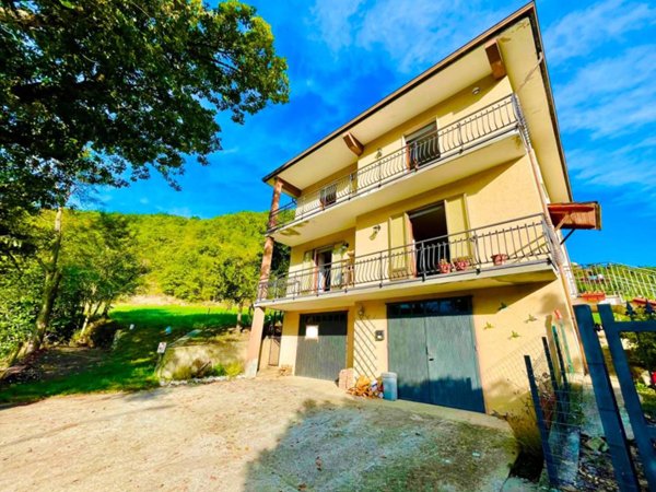 casa indipendente in vendita a Corte Brugnatella in zona Marsaglia