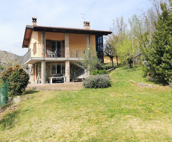 casa indipendente in vendita a Corte Brugnatella in zona Marsaglia