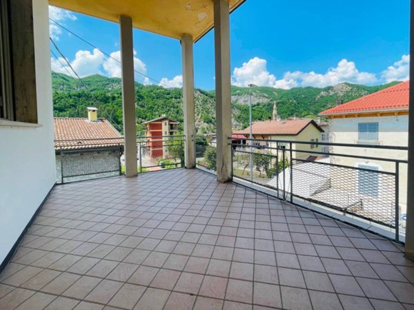 appartamento in vendita a Corte Brugnatella in zona Marsaglia