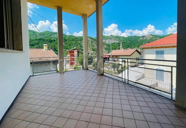 appartamento in vendita a Corte Brugnatella in zona Marsaglia