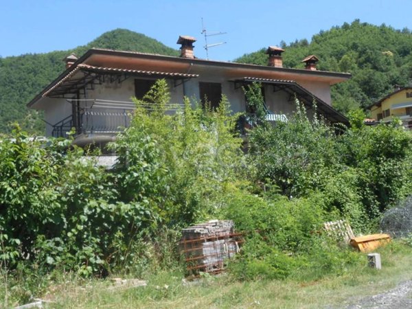 appartamento in vendita a Corte Brugnatella in zona Marsaglia