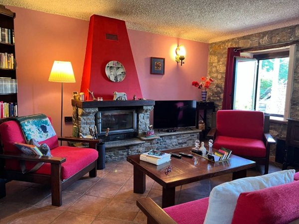 casa indipendente in vendita a Corte Brugnatella