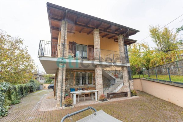 casa indipendente in vendita a Corte Brugnatella in zona Marsaglia