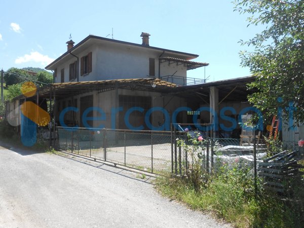 appartamento in vendita a Corte Brugnatella in zona Marsaglia