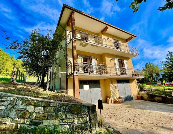 casa indipendente in vendita a Corte Brugnatella in zona Marsaglia