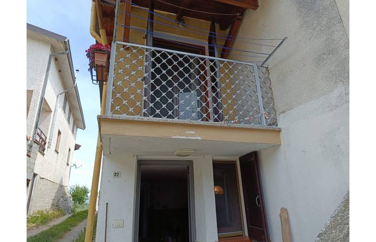 casa indipendente in vendita a Corte Brugnatella