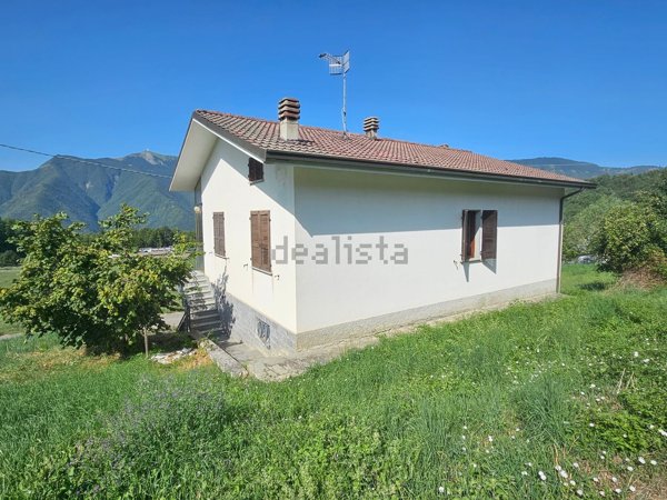casa indipendente in vendita a Corte Brugnatella in zona Montarsolo