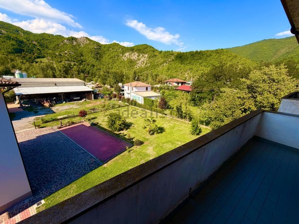 appartamento in vendita a Corte Brugnatella in zona Marsaglia