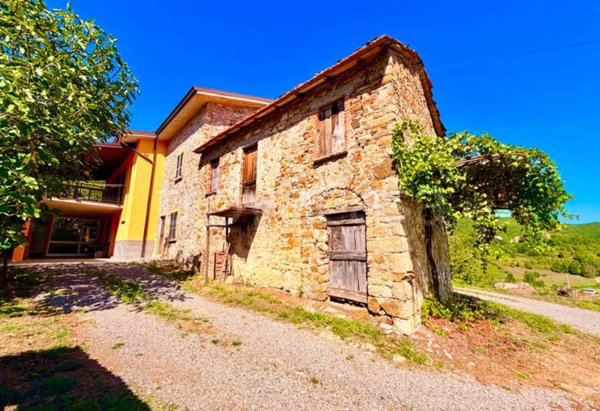 casa indipendente in vendita a Corte Brugnatella in zona Marsaglia