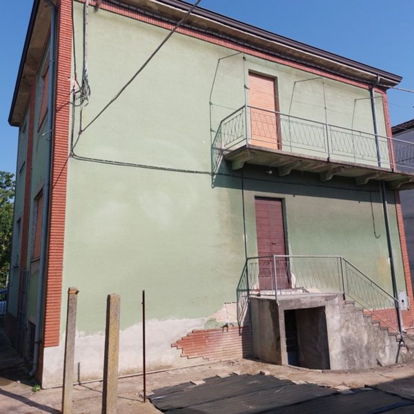 casa indipendente in vendita a Cortemaggiore