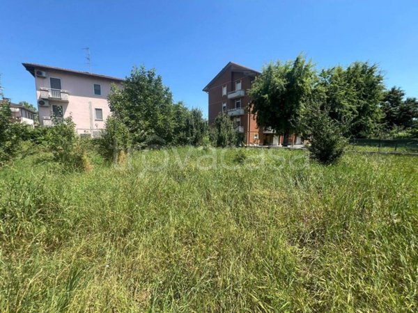 terreno edificabile in vendita a Cortemaggiore