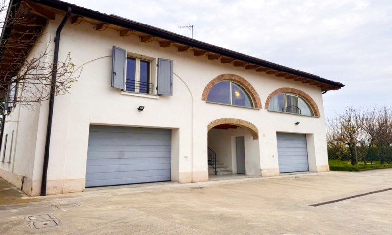 appartamento in vendita a Cortemaggiore in zona Chiavenna Landi