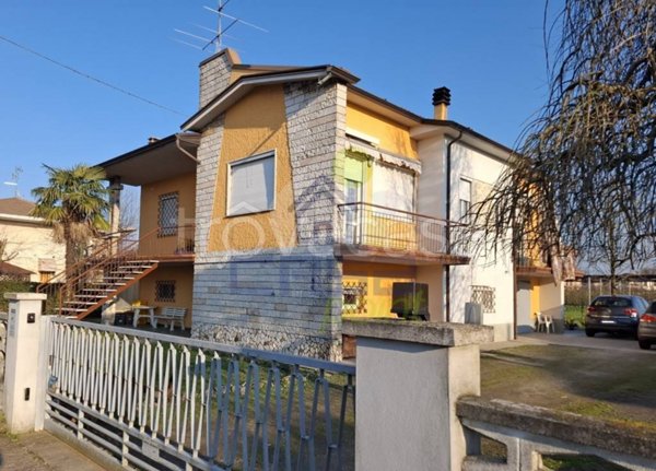 casa indipendente in vendita a Cortemaggiore