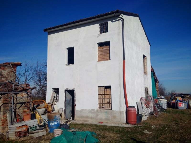 casa indipendente in vendita a Cortemaggiore in zona Chiavenna Landi