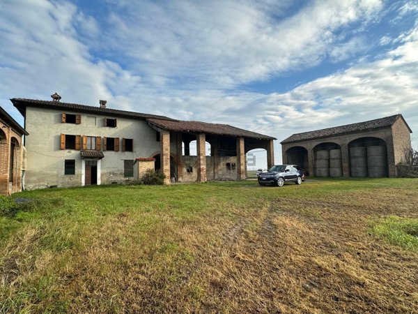 casa indipendente in vendita a Cortemaggiore