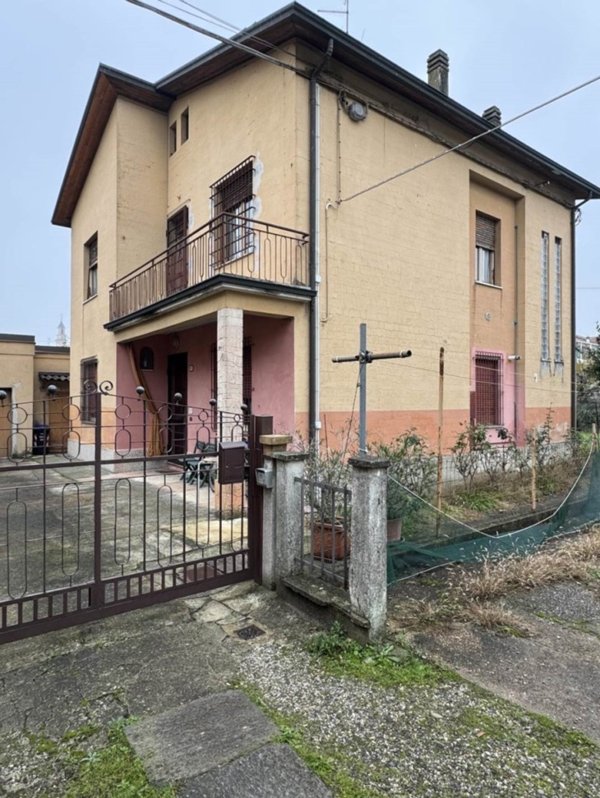 casa indipendente in vendita a Cortemaggiore