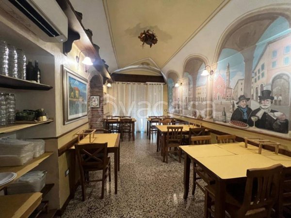negozio in vendita a Cortemaggiore