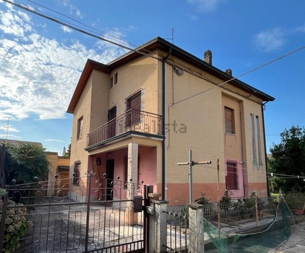 casa indipendente in vendita a Cortemaggiore