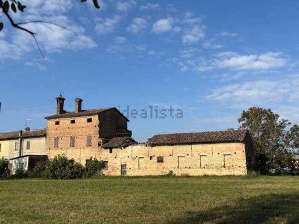 appartamento in vendita a Cortemaggiore in zona Chiavenna Landi